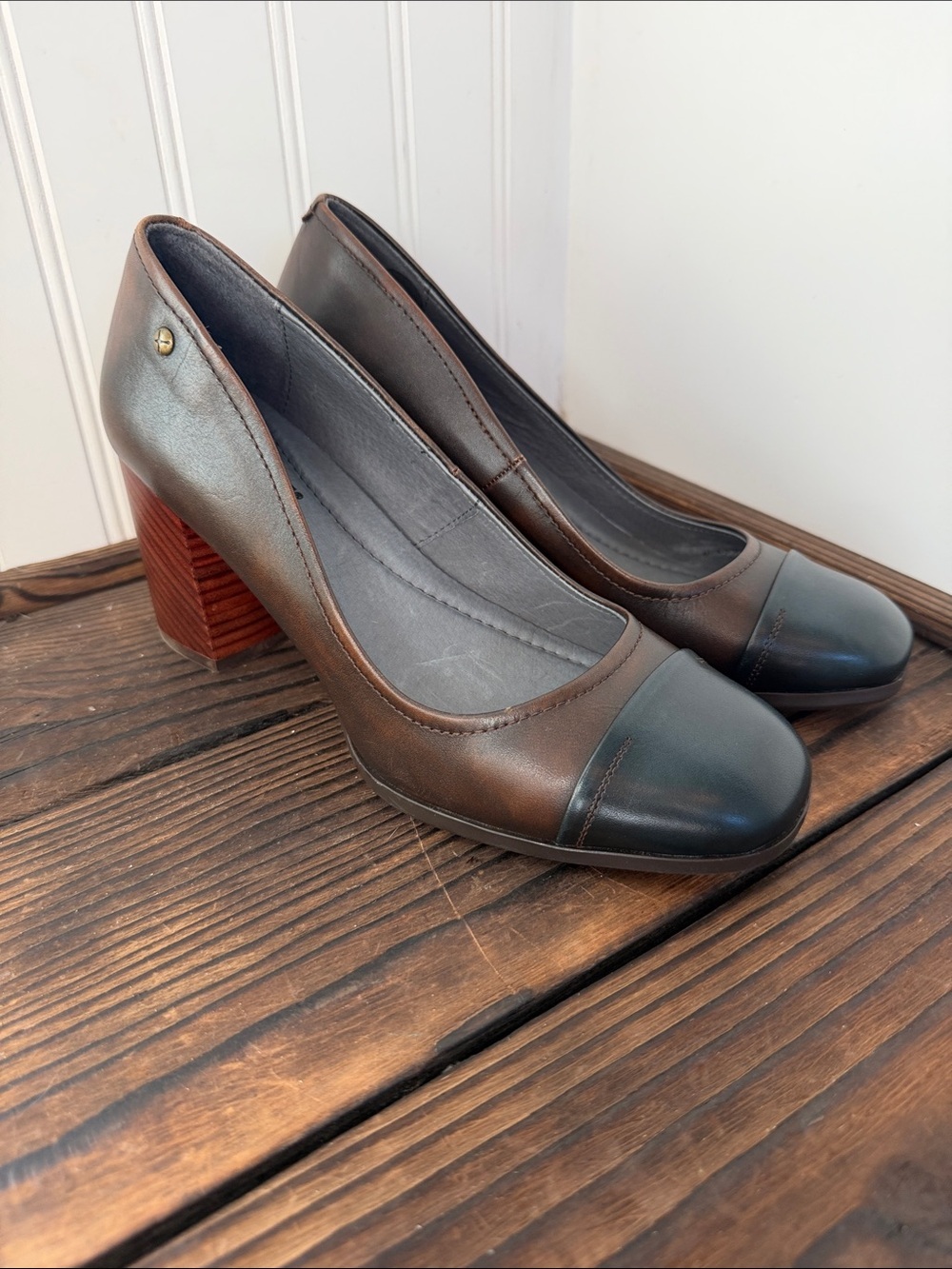 PIKOLINOS Brown and Black Leather Block Heel Pumps